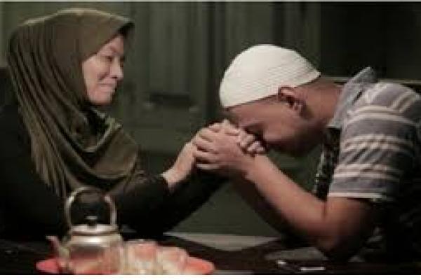 Ini Cara Cucu Berbakti kepada Kakek dan Nenek dalam Islam