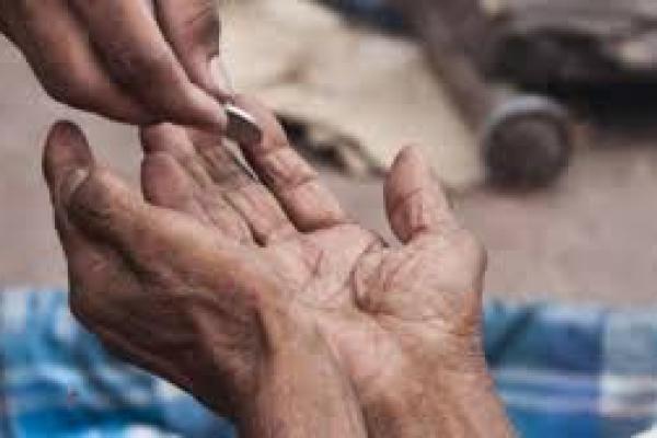 Sedekah Lebih Baik Sembunyi-sembunyi atau Terang-terangan?