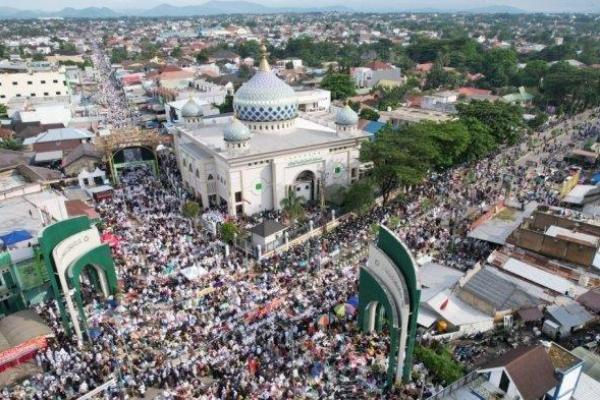 Mengenal KH Muhammad Zaini bin Abdul Ghani Al-Banjari atau Guru Sekumpul