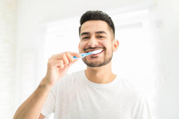 Hukum Sikat Gigi Ketika Berpuasa 