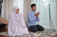 Bacaan Doa Setelah Sholat Dzuhur dan Keutamaannya
