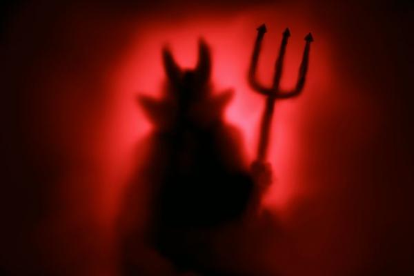 Perlu tahu Bahaya Melakukan Dosa Rahasia