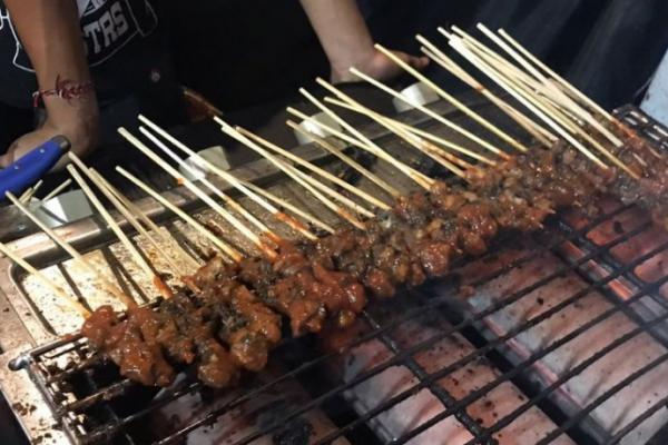 Ilustrasi sate Biawak (Foto: nusabali) 
