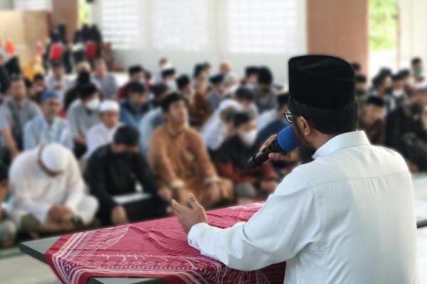 Contoh Teks Khutbah Jumat, Inspirasi untuk Khatib dan Jamaah