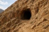 Ilustrasi foto gua Hiro