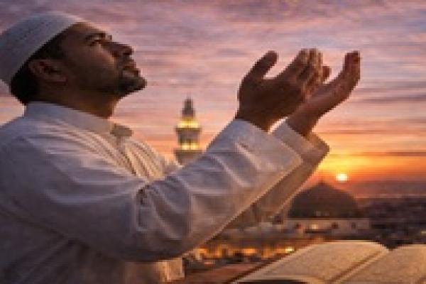 Baca Doa Ini Ketika sedang Ditimpa Masalah