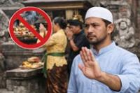 Muslim Berkunjung ke Tempat Wisata dan Mengikuti Ritual Lokal