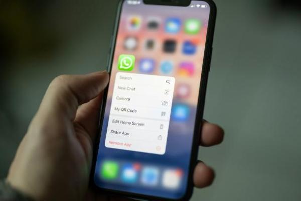 Apakah Mengirim Stiker Doa di Whatsapp Bernilai Zikir?
