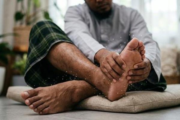 Kaki Kesemutan? Amalan Sunnah dan Doa yang Dianjurkan